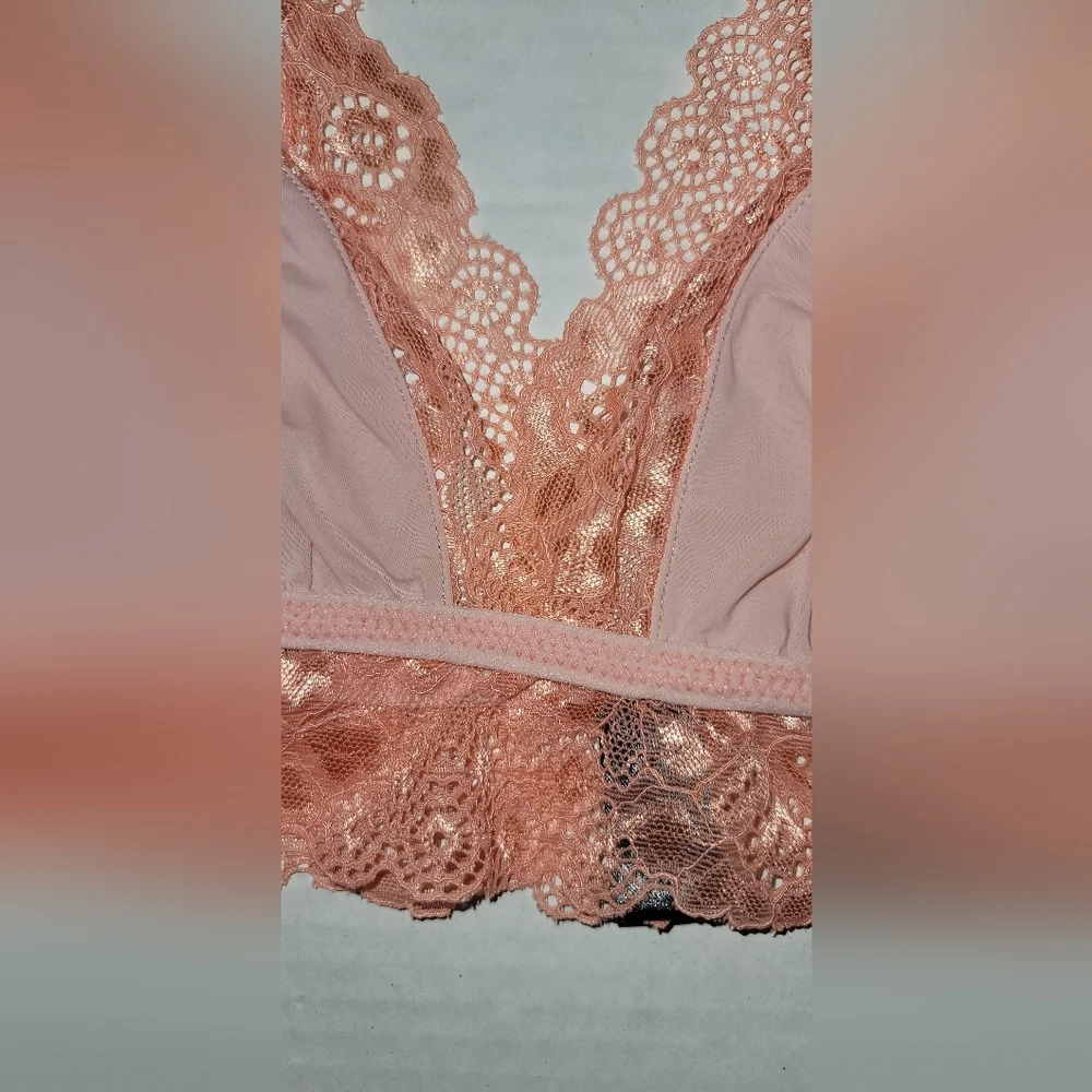 Lace Bralette peach coral  bra adjustable straps Comfy